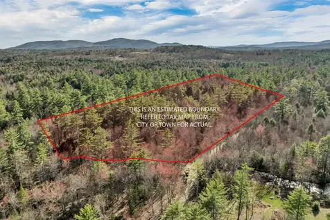 00 Middle Road Sandwich NH 03227