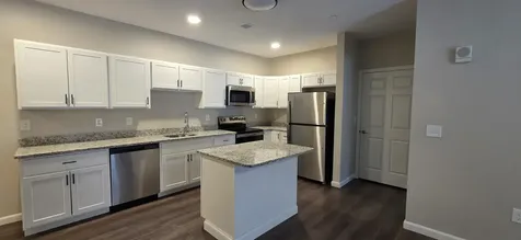 217 Rockingham Road Londonderry NH 03053