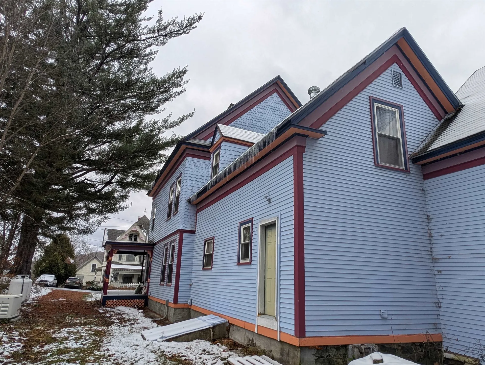 90 Bunker Hill Street Lancaster NH 03584