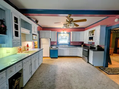 90 Bunker Hill Street Lancaster NH 03584