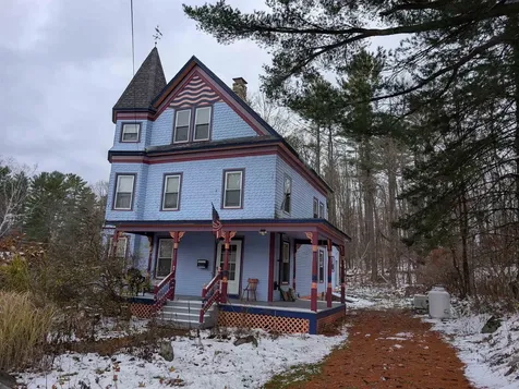 90 Bunker Hill Street Lancaster NH 03584