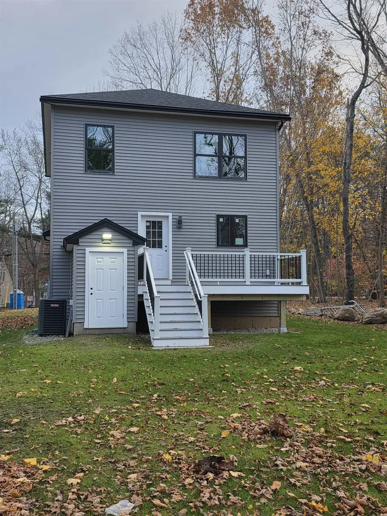 9 Trues Parkway Sandown NH 03873