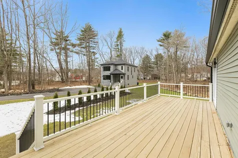 7 Trues Parkway Sandown NH 03873