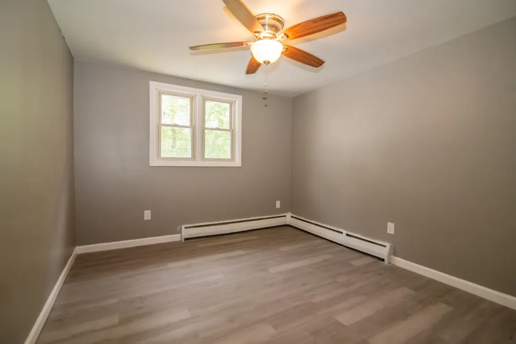 82 S Jewett Street Manchester NH 03103