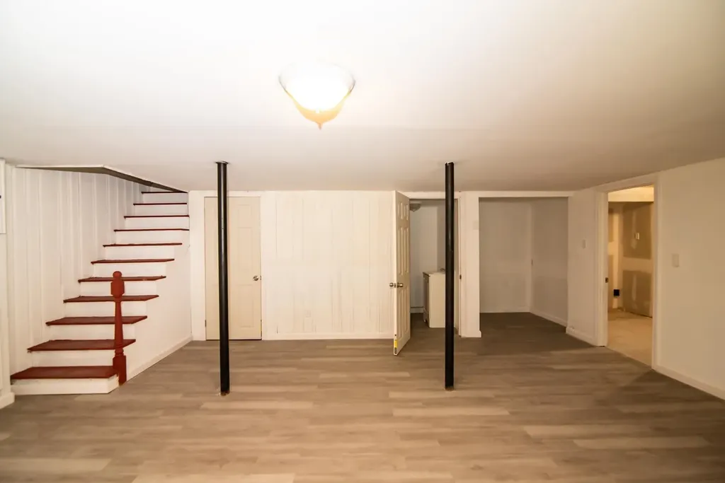 82 S Jewett Street Manchester NH 03103