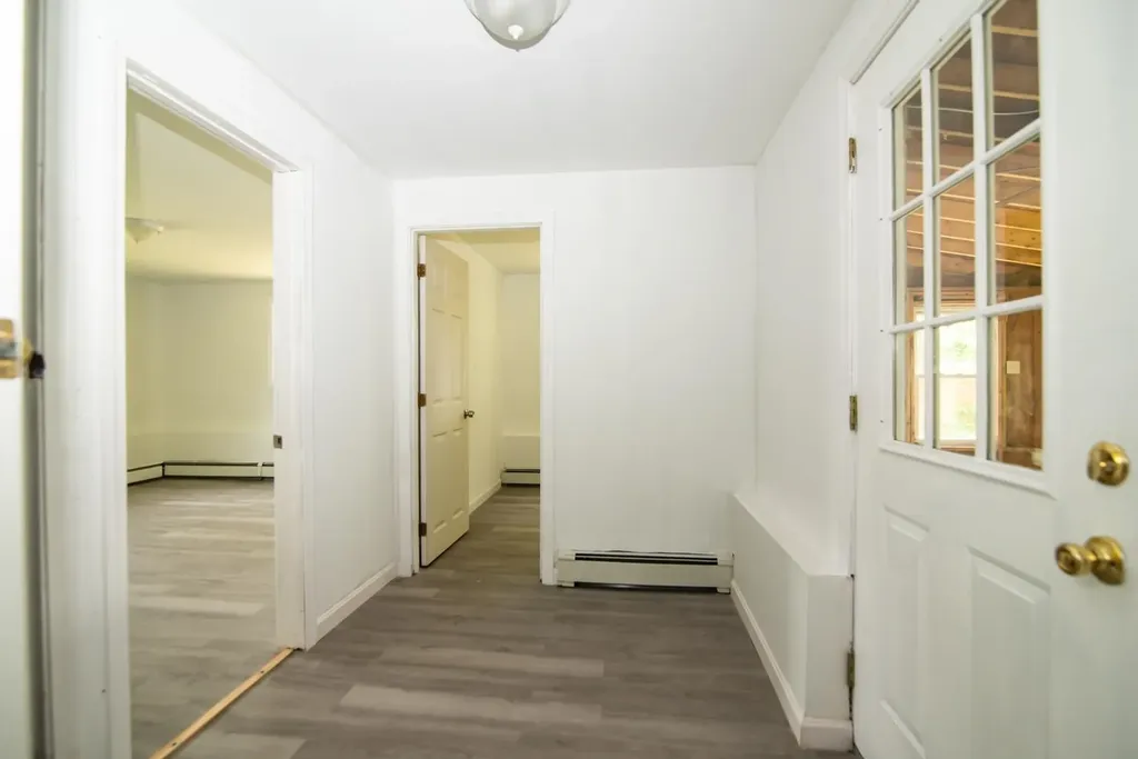 82 S Jewett Street Manchester NH 03103