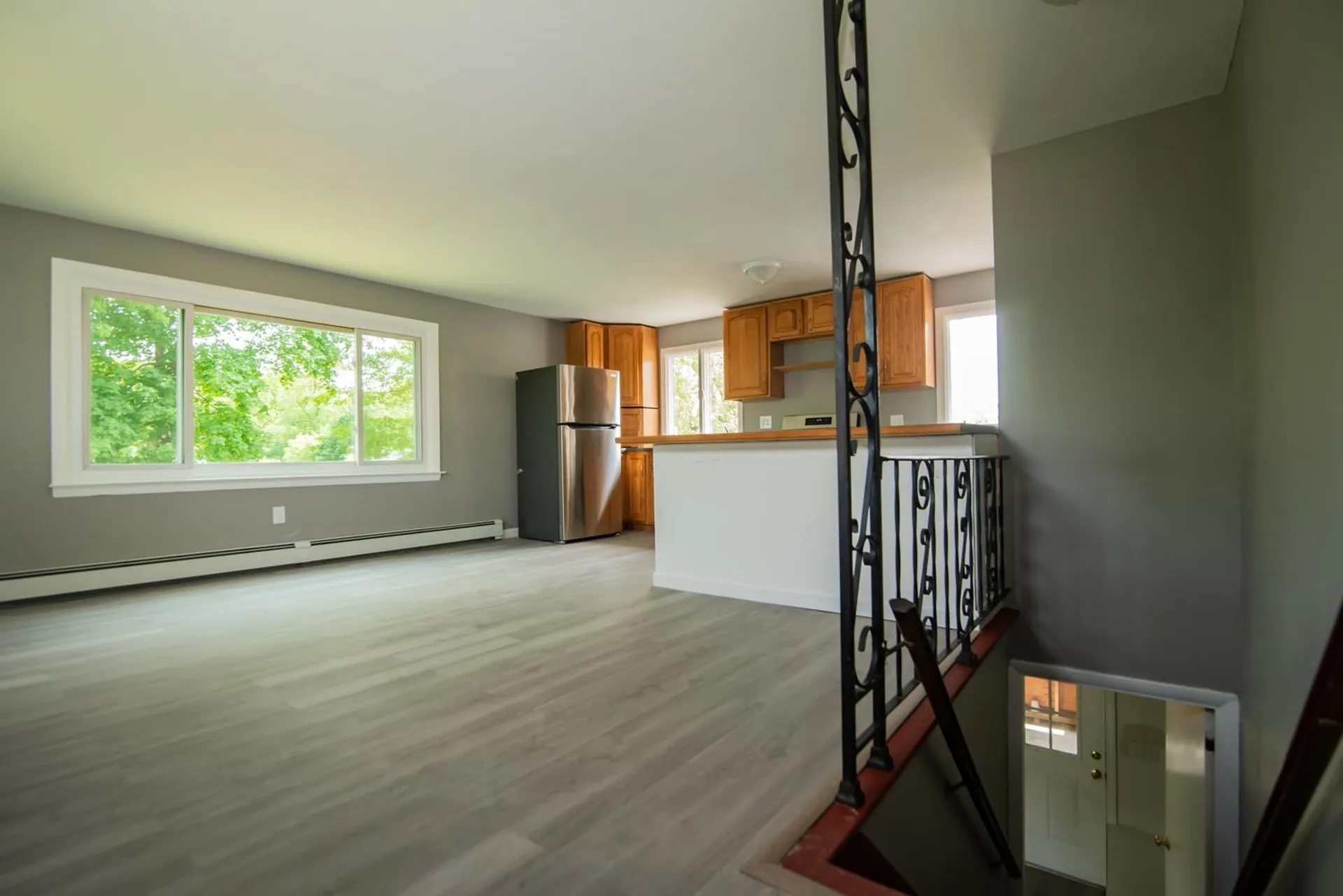 82 S Jewett Street Manchester NH 03103