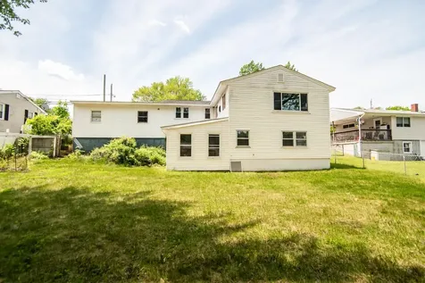 82 S Jewett Street Manchester NH 03103