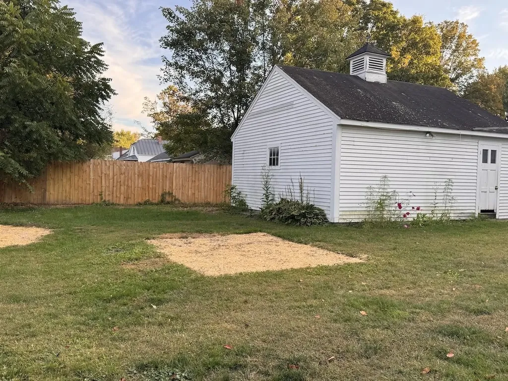 16 Belmont Avenue Keene NH 03431
