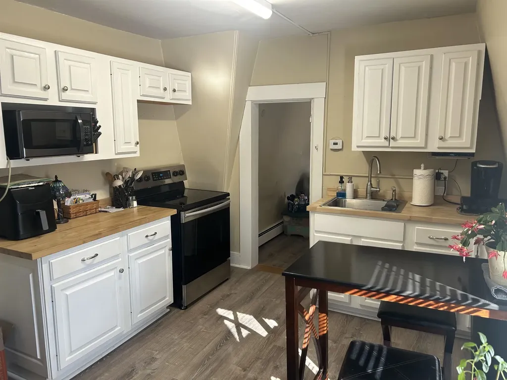 35 Grove Street Rochester NH 03868