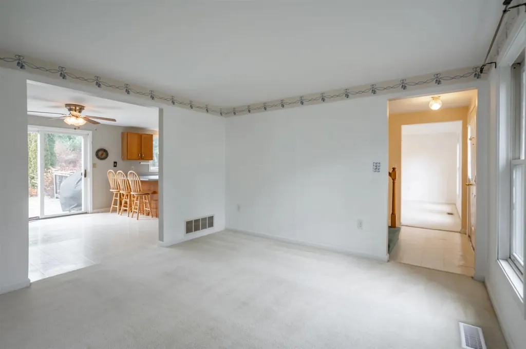 38 Mallard Point Merrimack NH 03054