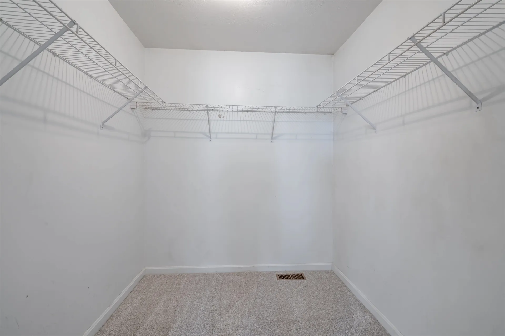 38 Mallard Point Merrimack NH 03054