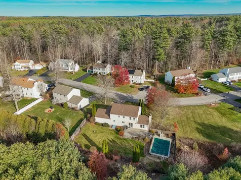 38 Mallard Point Merrimack NH 03054