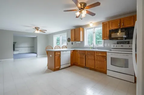 38 Mallard Point Merrimack NH 03054