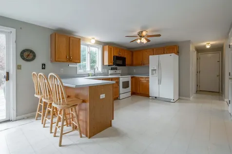 38 Mallard Point Merrimack NH 03054