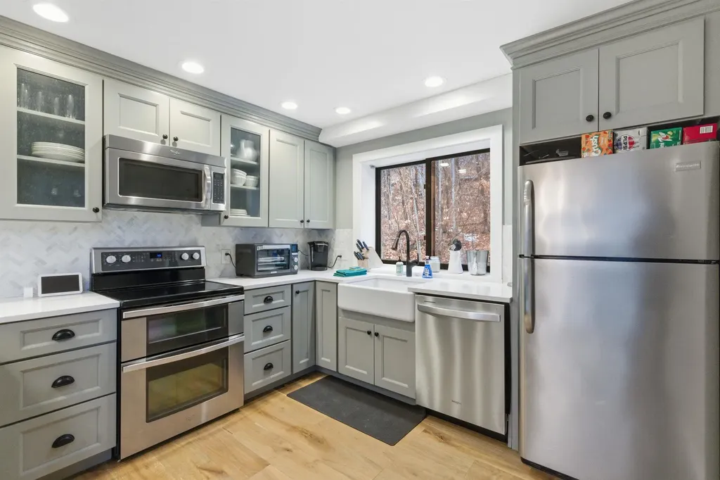 71 Easterly Road Lincoln NH 03251