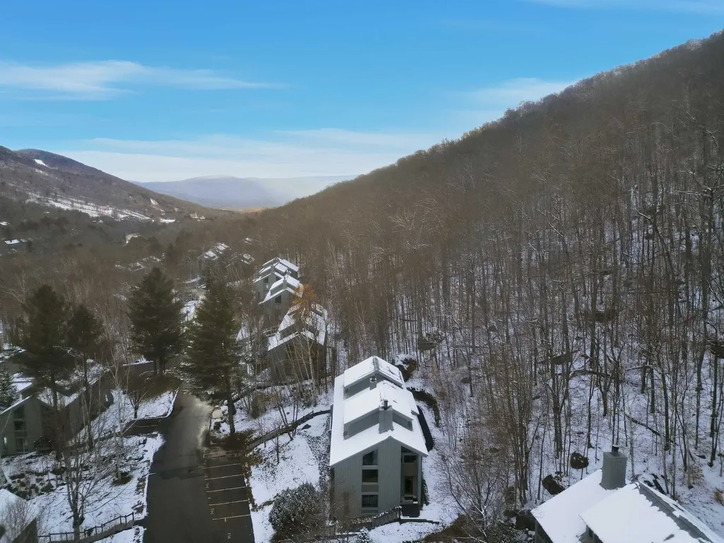 71 Easterly Road Lincoln NH 03251