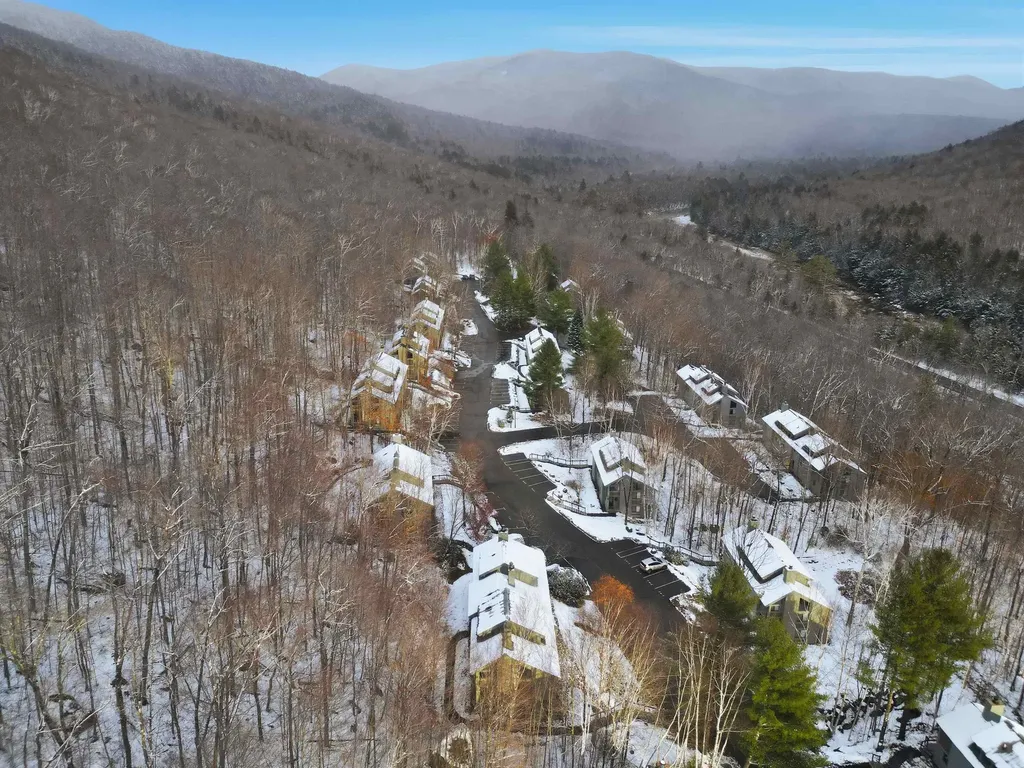 71 Easterly Road Lincoln NH 03251