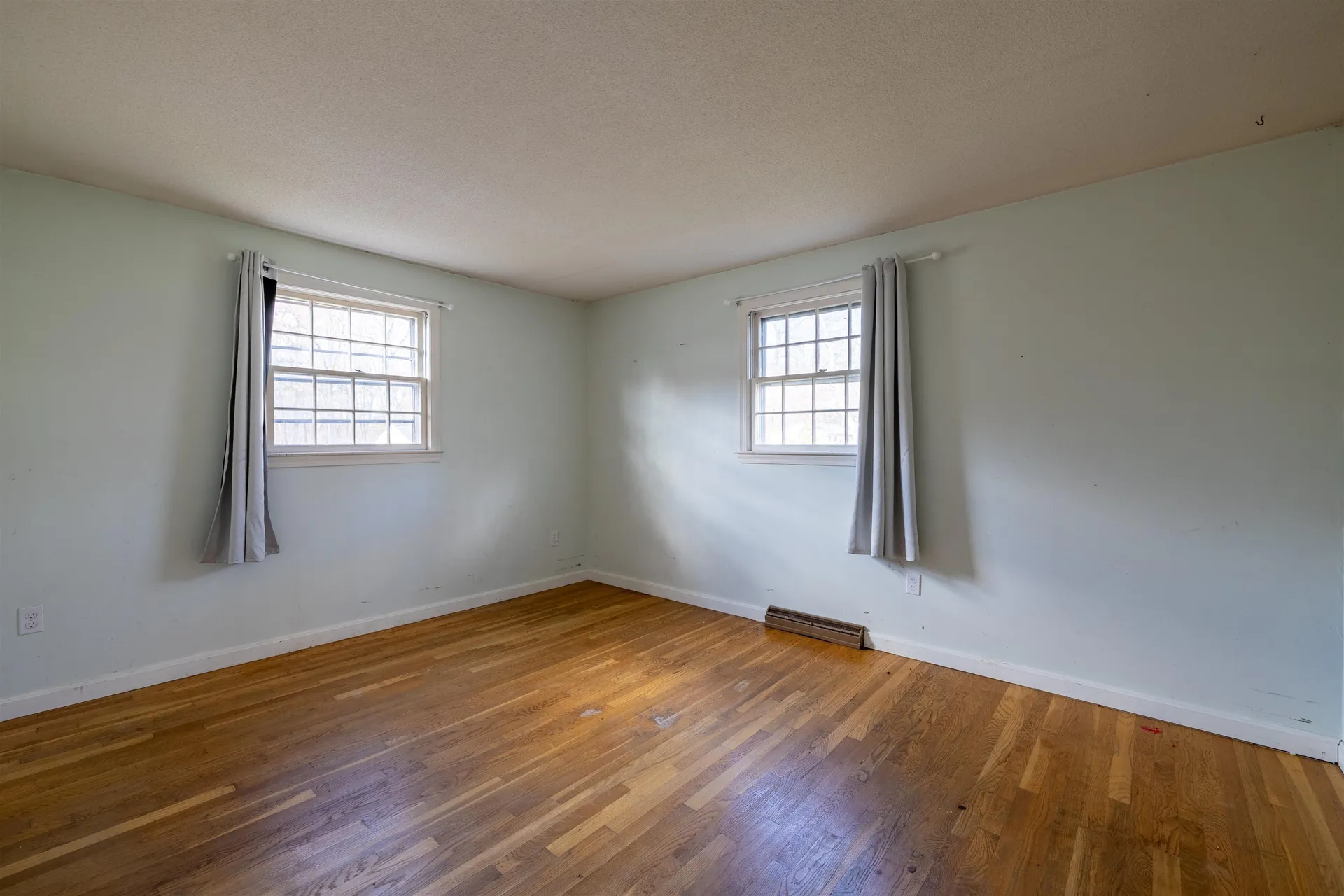 56 Bedard Avenue Derry NH 03038