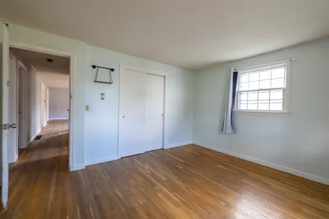 56 Bedard Avenue Derry NH 03038