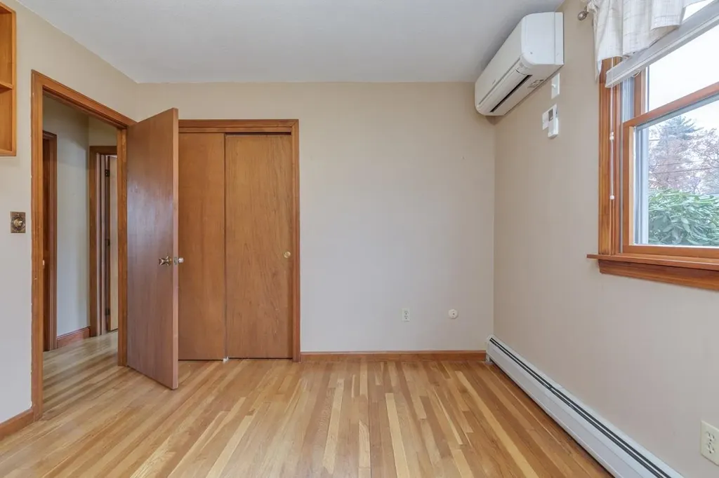 380 Woodcrest Court Manchester NH 03109