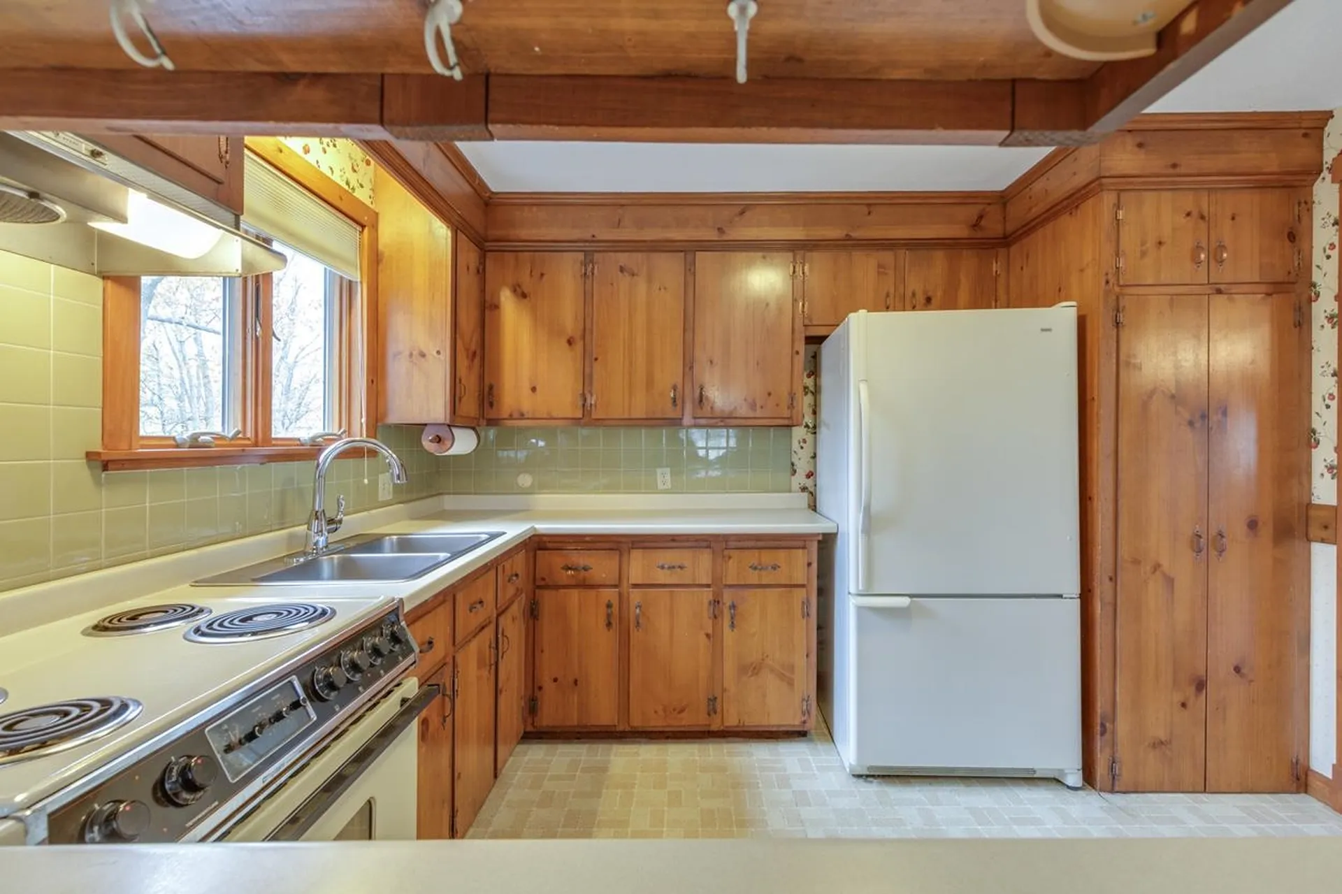 380 Woodcrest Court Manchester NH 03109