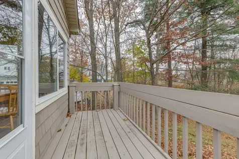 380 Woodcrest Court Manchester NH 03109