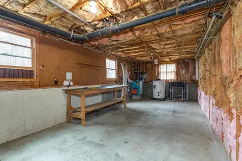 380 Woodcrest Court Manchester NH 03109