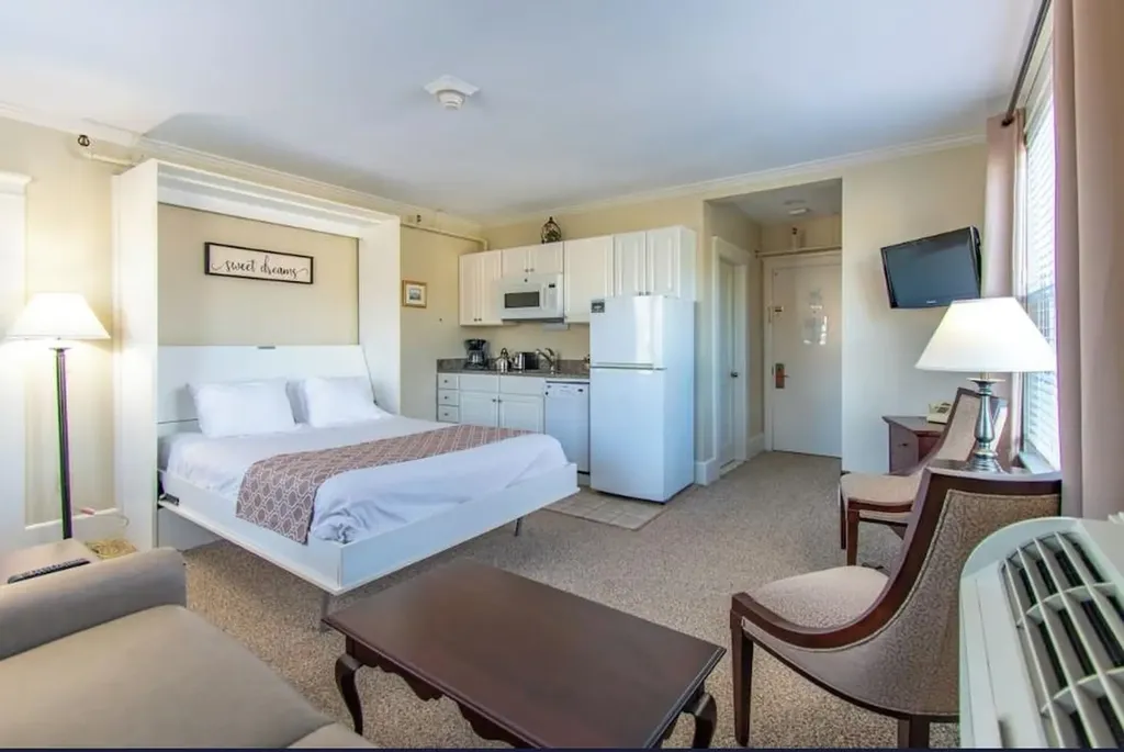 2760 New Hampshire Route 16 Conway NH 03818