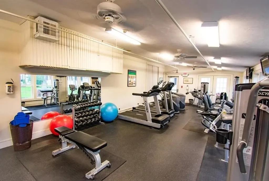 2760 New Hampshire Route 16 Conway NH 03818