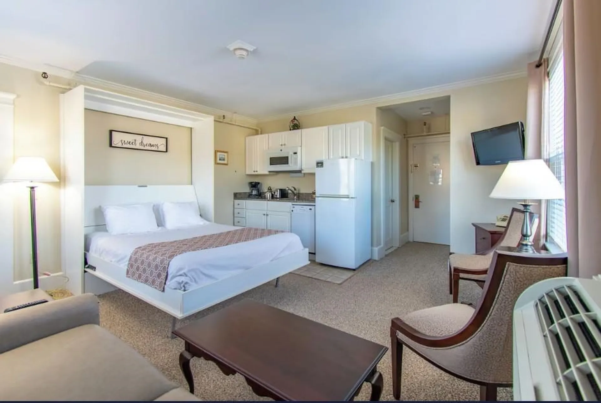 2760 New Hampshire Route 16 Conway NH 03818