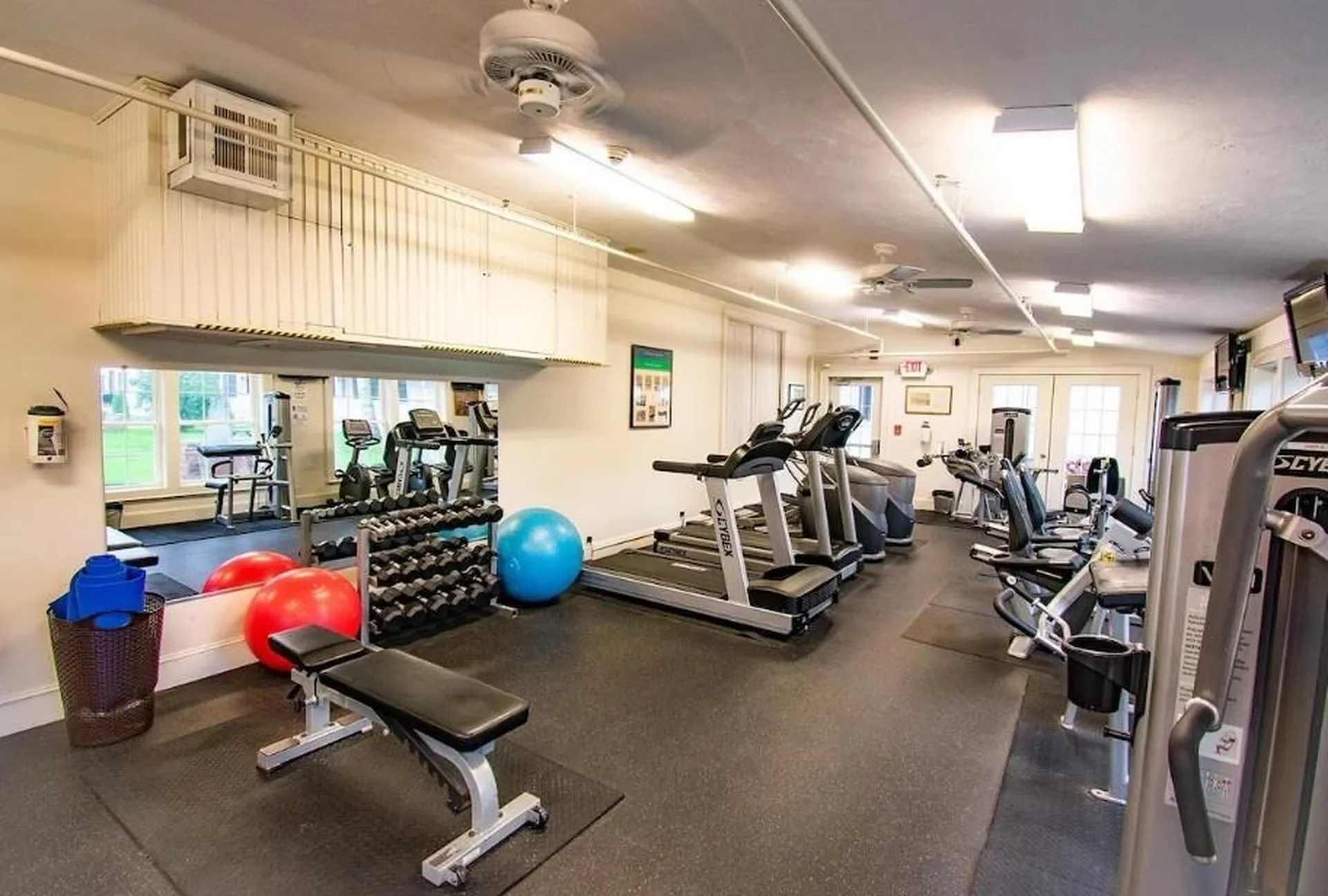 2760 New Hampshire Route 16 Conway NH 03818