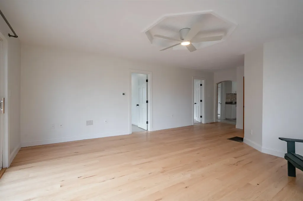 94 Lakeshore Drive Northwood NH 03261