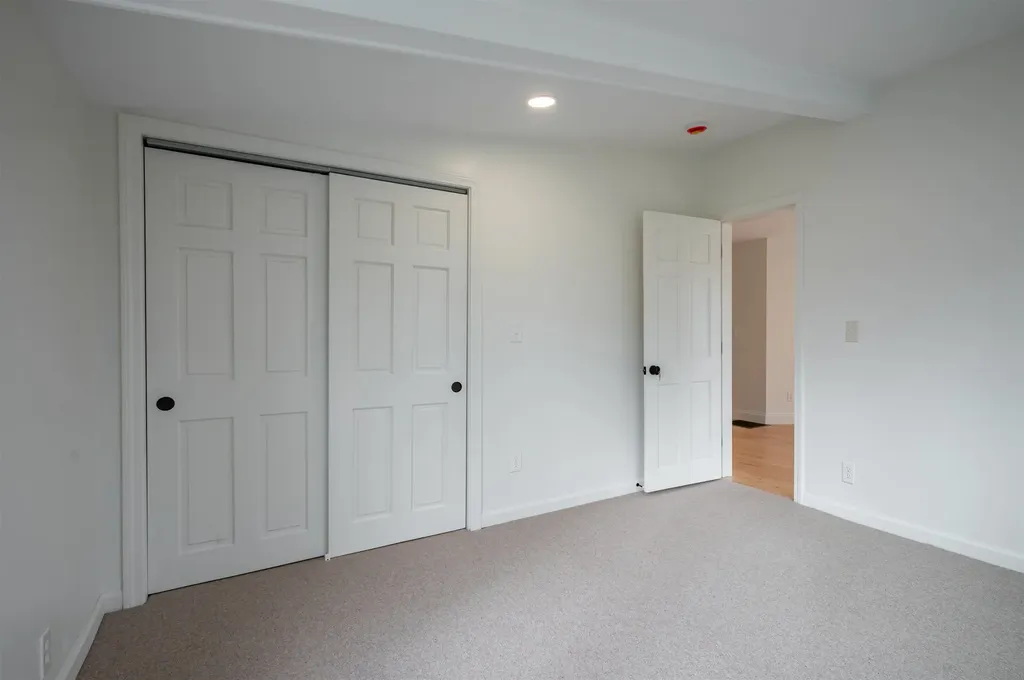 94 Lakeshore Drive Northwood NH 03261