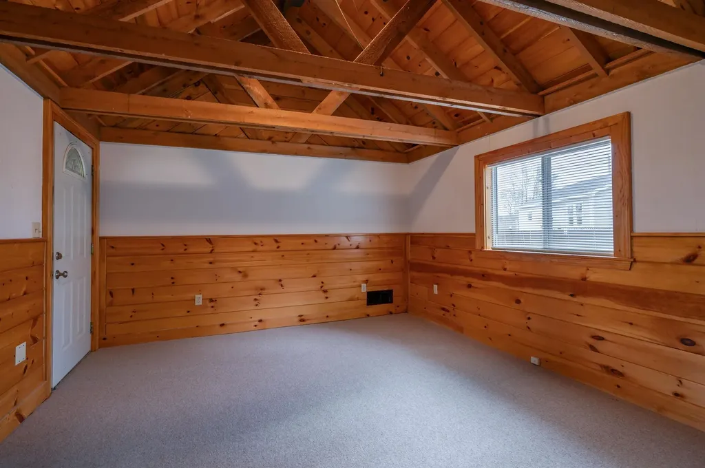 94 Lakeshore Drive Northwood NH 03261