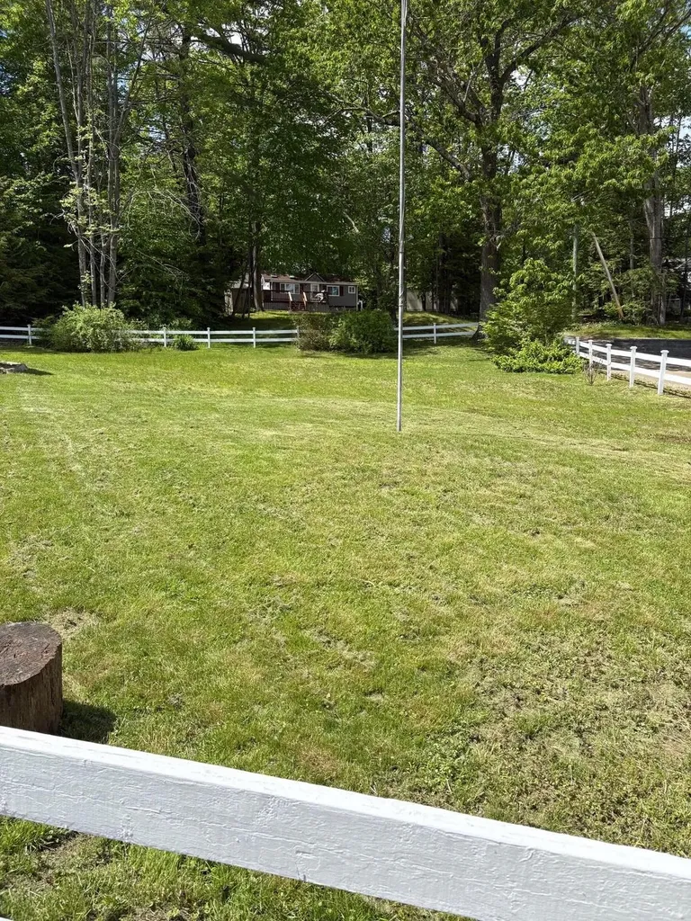 94 Lakeshore Drive Northwood NH 03261