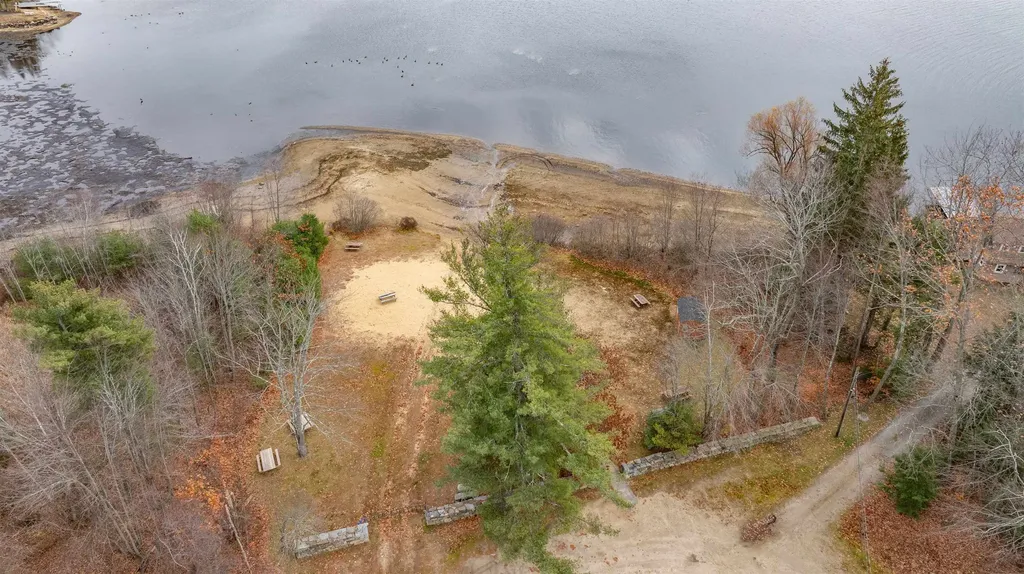 94 Lakeshore Drive Northwood NH 03261