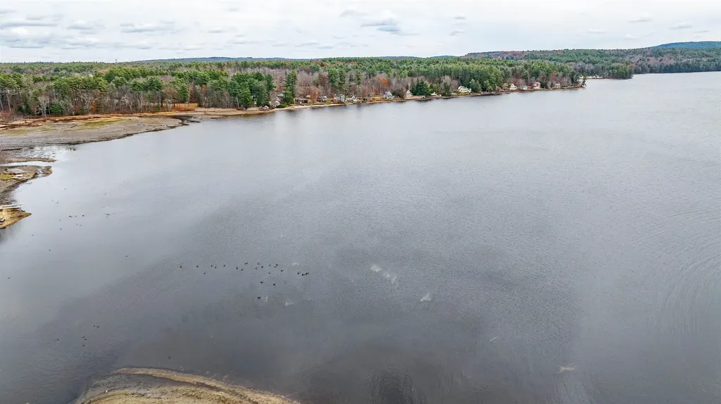 94 Lakeshore Drive Northwood NH 03261