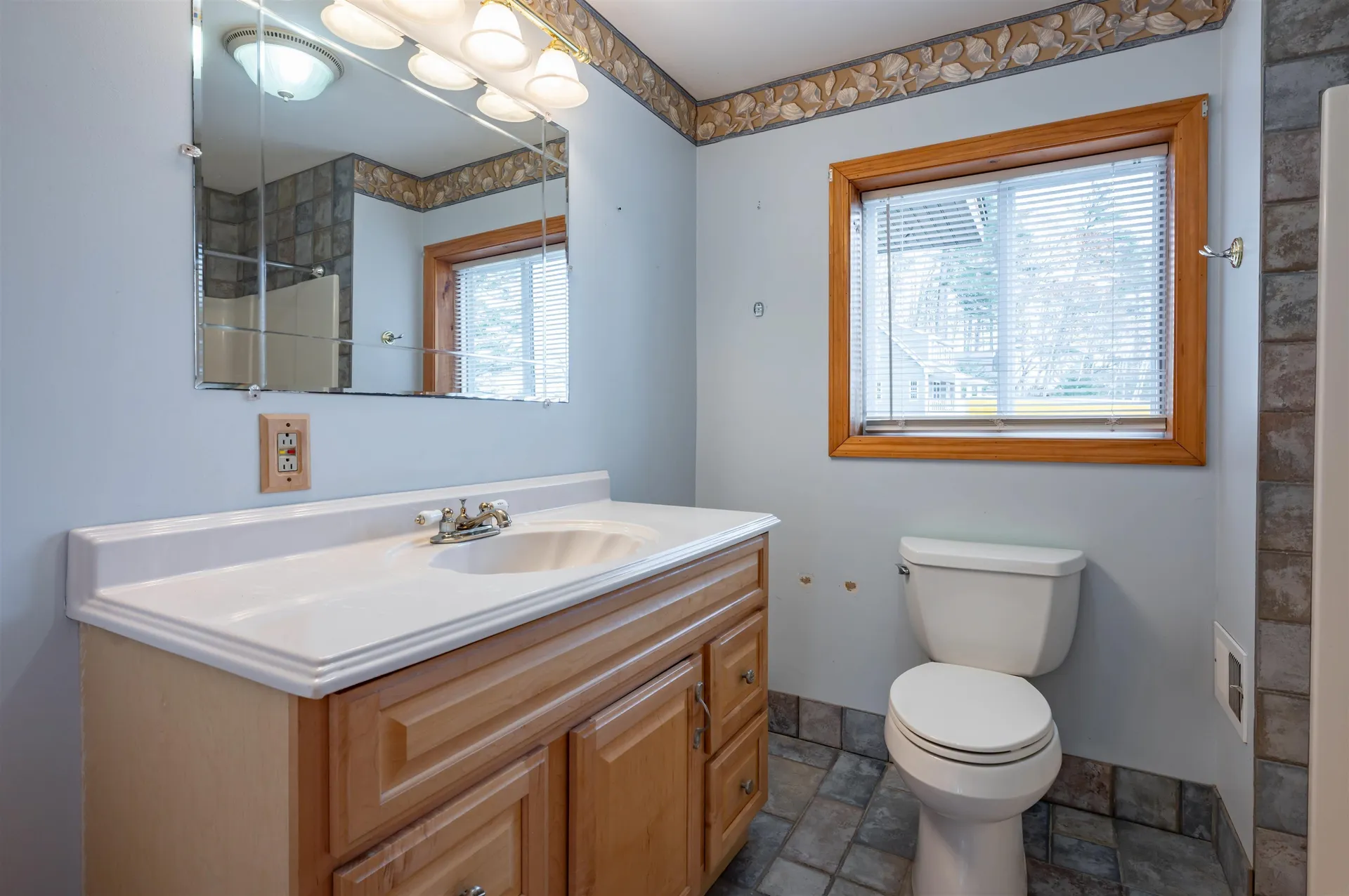 94 Lakeshore Drive Northwood NH 03261