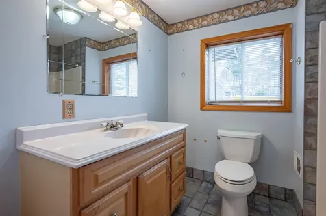 94 Lakeshore Drive Northwood NH 03261