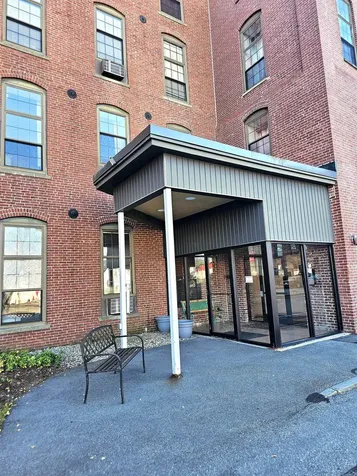 156 Front Street Exeter NH 03833