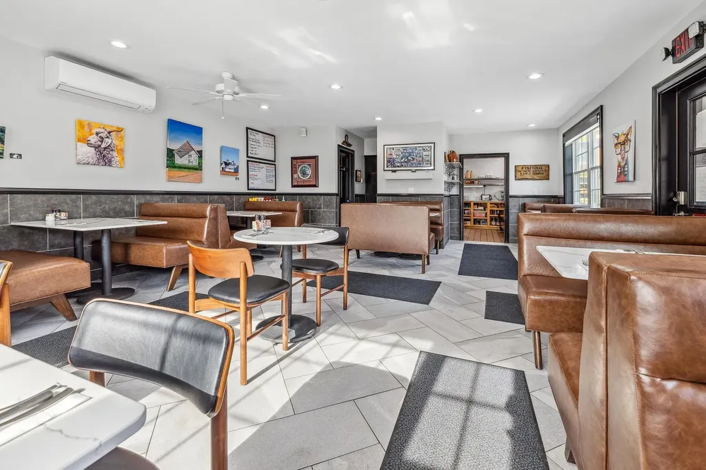 4697 Main Street Manchester VT 05255