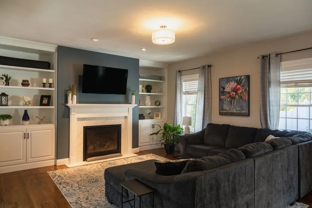 135 Brookview Drive Hooksett NH 03106