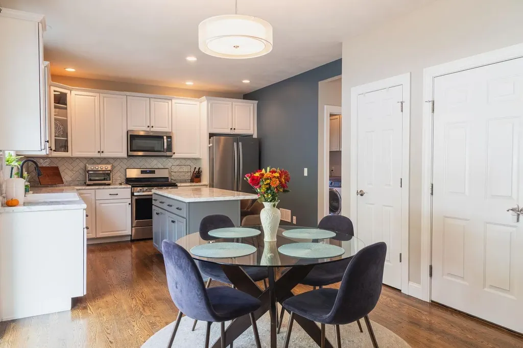 135 Brookview Drive Hooksett NH 03106