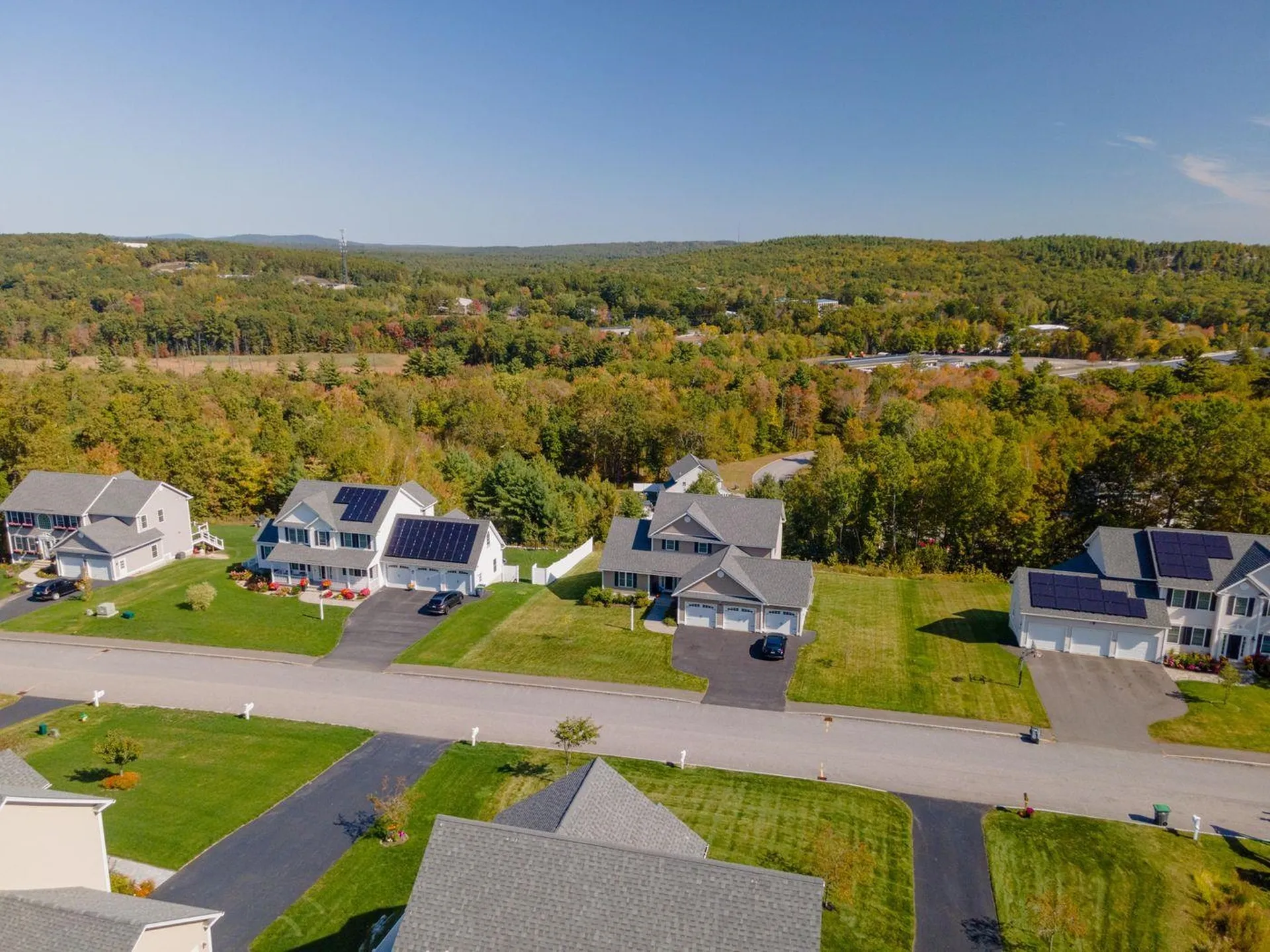 135 Brookview Drive Hooksett NH 03106