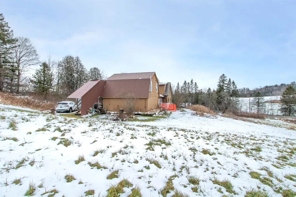 199 Hardwick Farms Road Hardwick VT 05836-9763