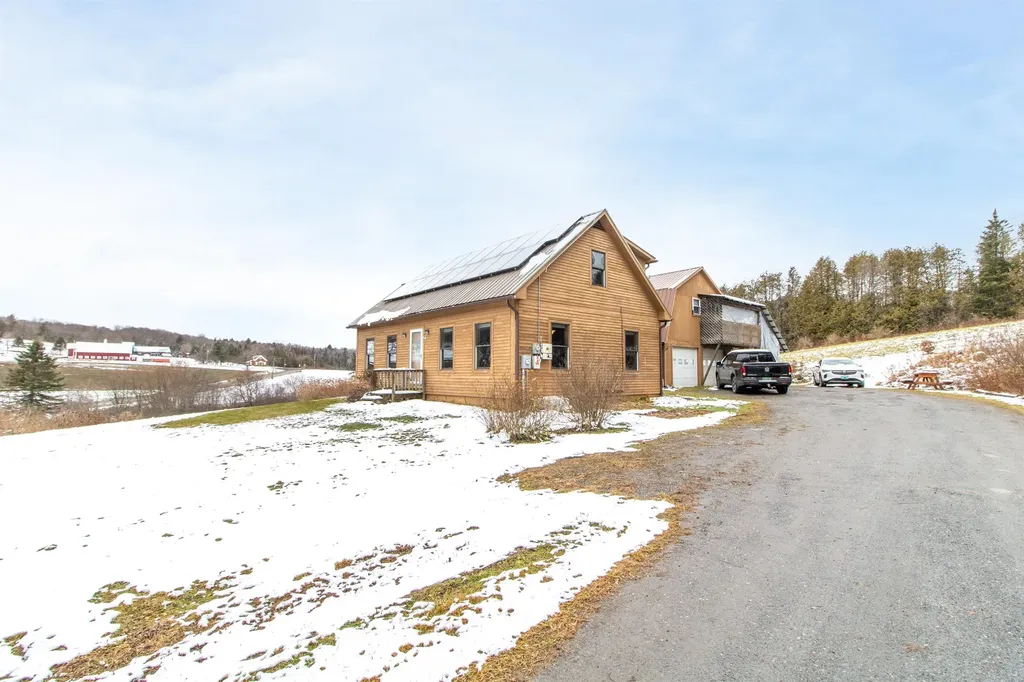 199 Hardwick Farms Road Hardwick VT 05836-9763