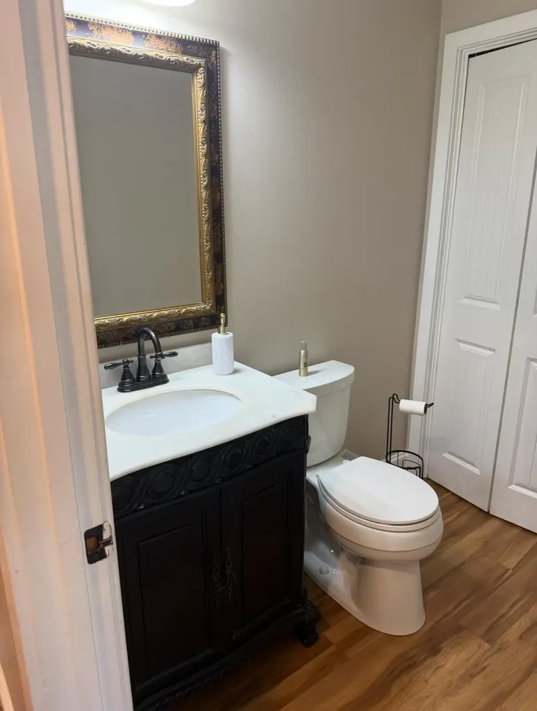 5 Tsienneto Road Derry NH 03038