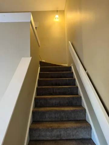 5 Tsienneto Road Derry NH 03038