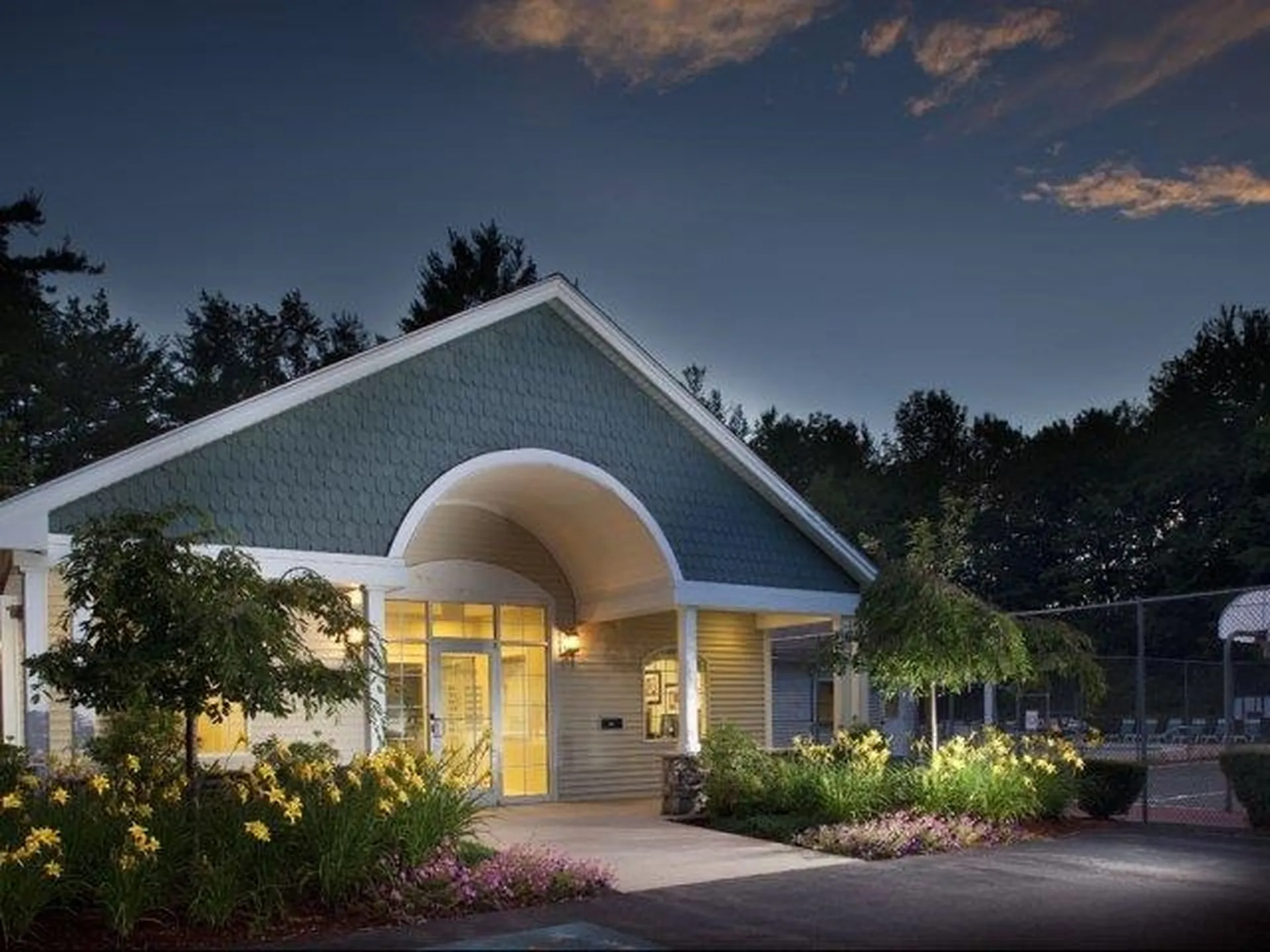 55 Greenview Drive Manchester NH 03102